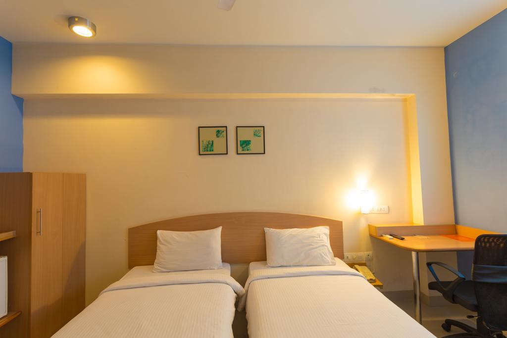 Pune - Pimpri Exterior photo